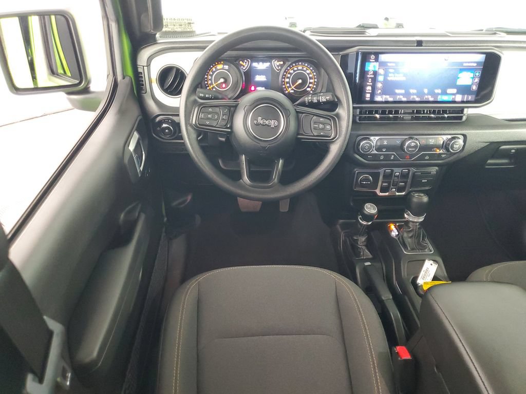 Used 2026 Jeep Wrangler Unlimited Sport AWD/4WD image 14