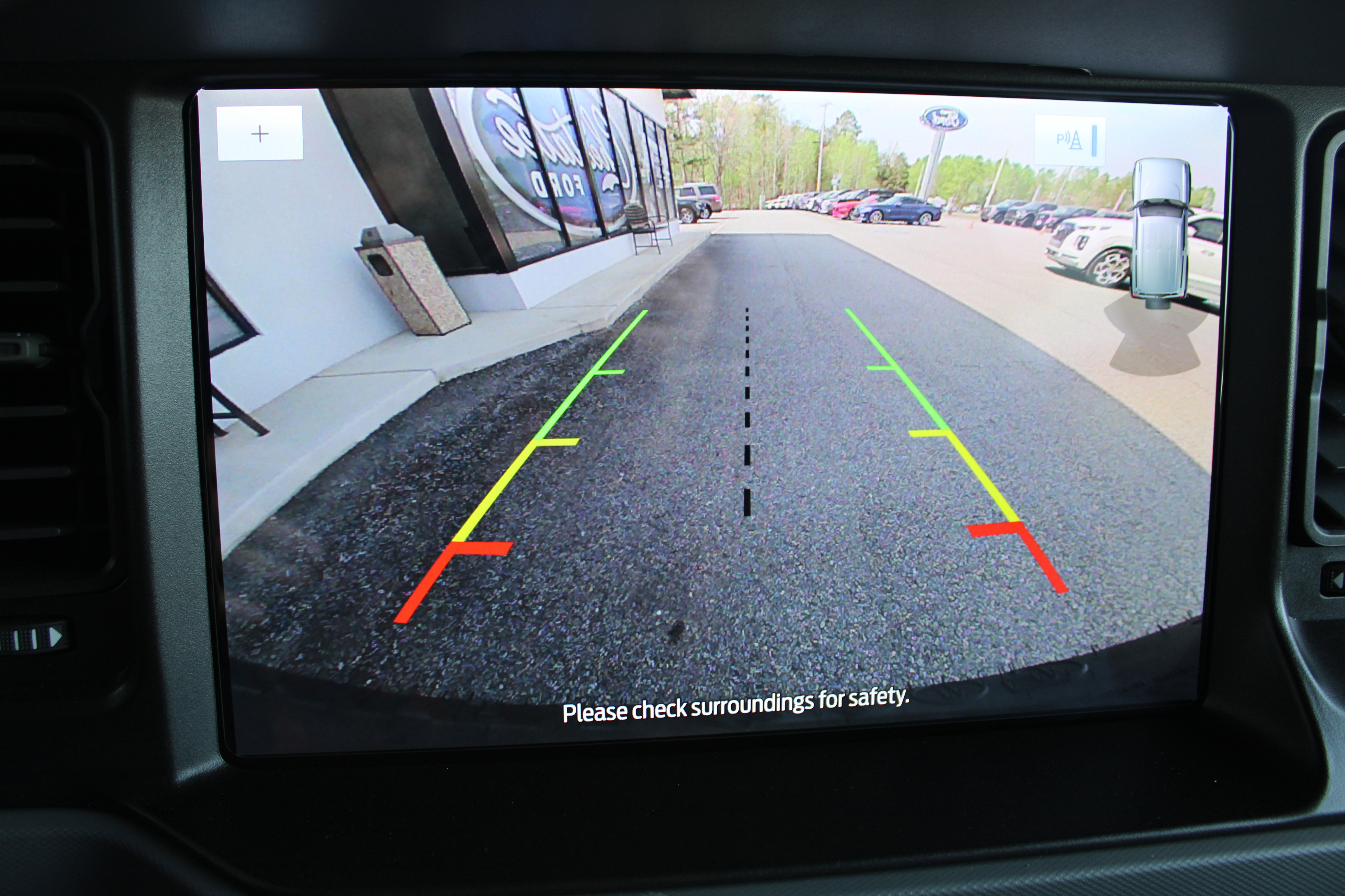 Used 2023 Ford Bronco Everglades image 28