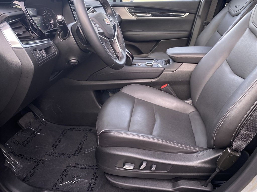 Certified 2025 Cadillac XT5 Premium Luxury image 22