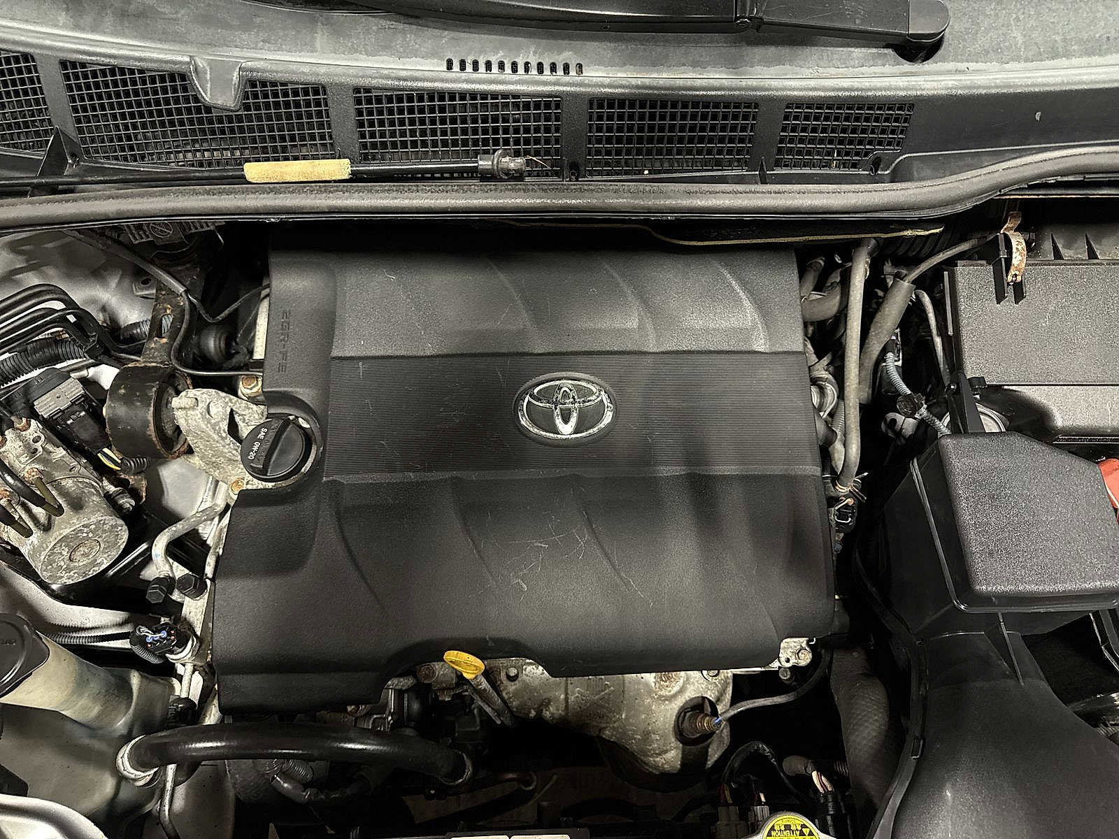 Used 2011 Toyota Sienna XLE image 11