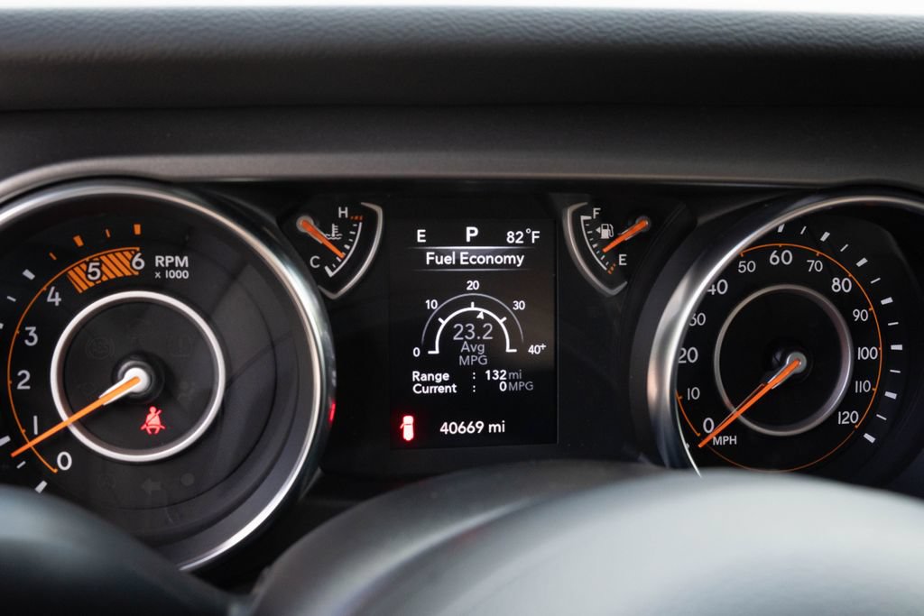 Used 2023 Jeep Wrangler Unlimited Sport AWD/4WD image 28