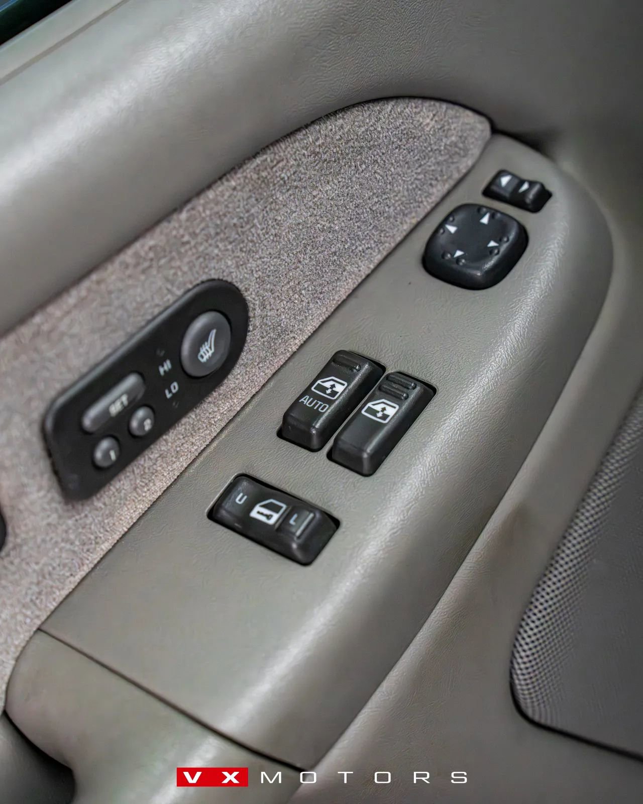 Used 2000 Chevrolet Silverado 1500 LT image 11