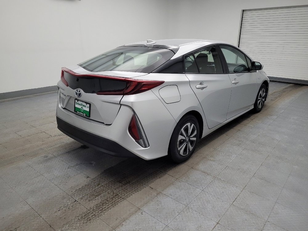 Used 2017 Toyota Prius Prime Plus image 9