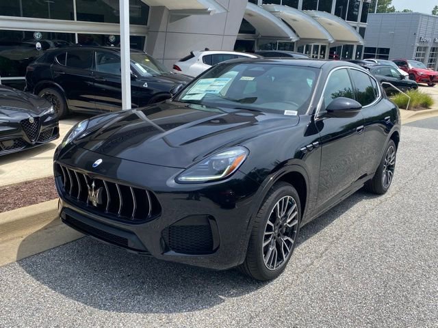 New 2025 Maserati Grecale GT image 2