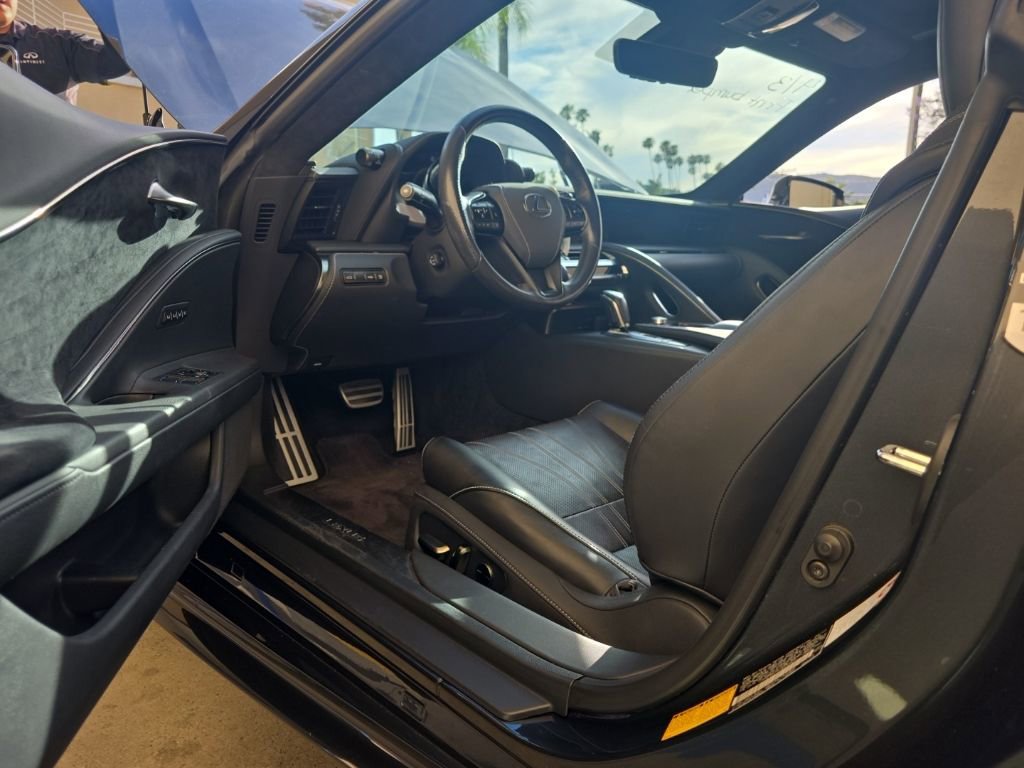 Used 2018 Lexus LC 500 Coupe w/ Touring Package image 4