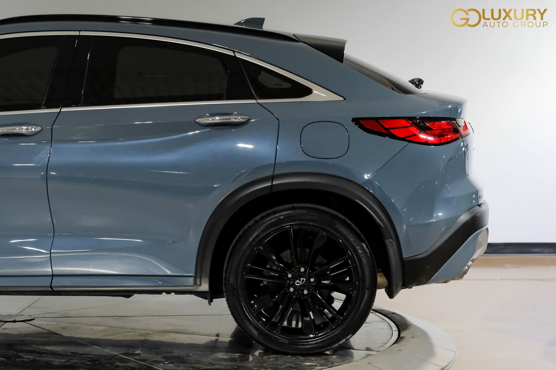 Used 2023 INFINITI QX55 Luxe w/ Cargo Package image 15