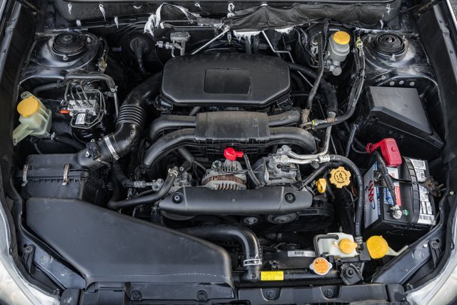 Used 2010 Subaru Outback 2.5i Premium image 18