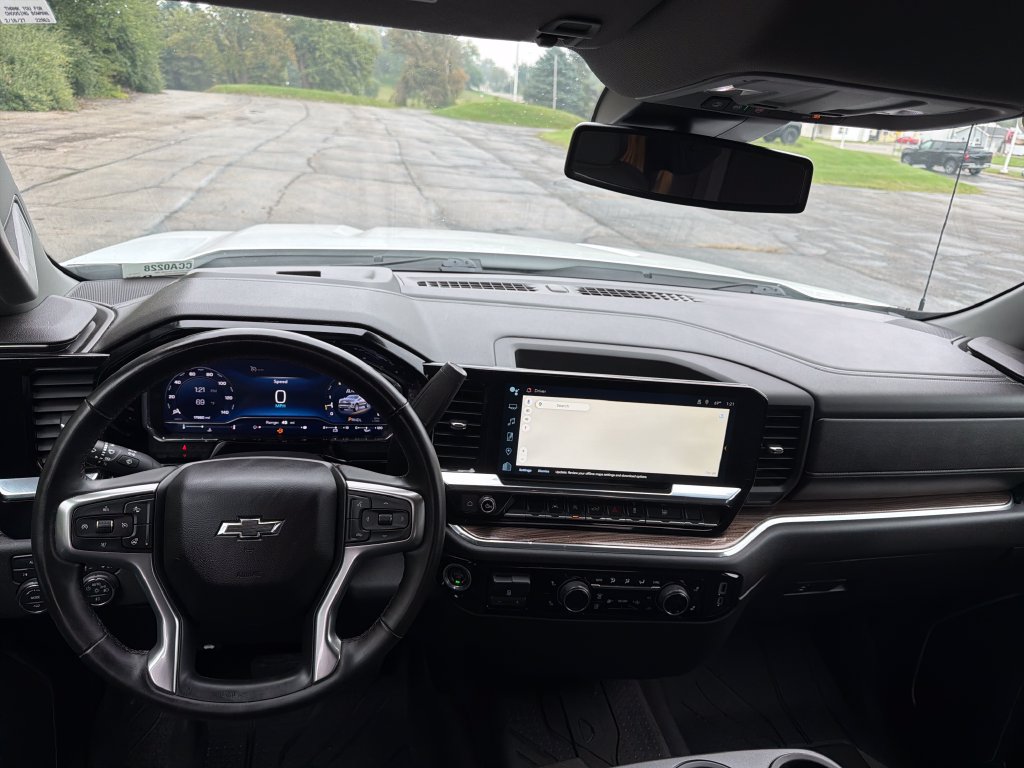 Used 2024 Chevrolet Silverado 1500 RST w/ Max Trailering Package AWD/4WD image 32