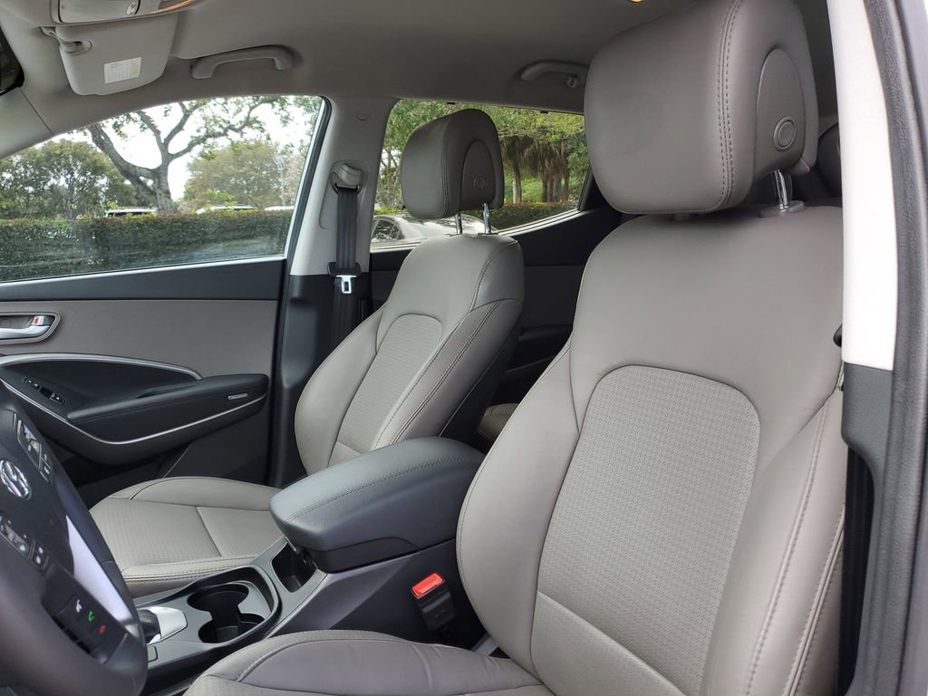 Used 2016 Hyundai Santa Fe Sport w/ Option Group 03 image 22