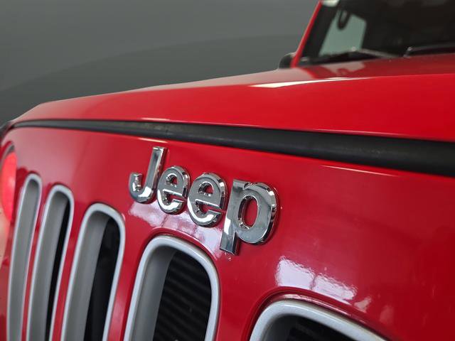 Used 2016 Jeep Wrangler Unlimited Sahara w/ Connectivity Group image 33