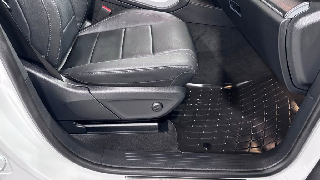 Used 2026 Mercedes-Benz GLE 450e 4MATIC image 17