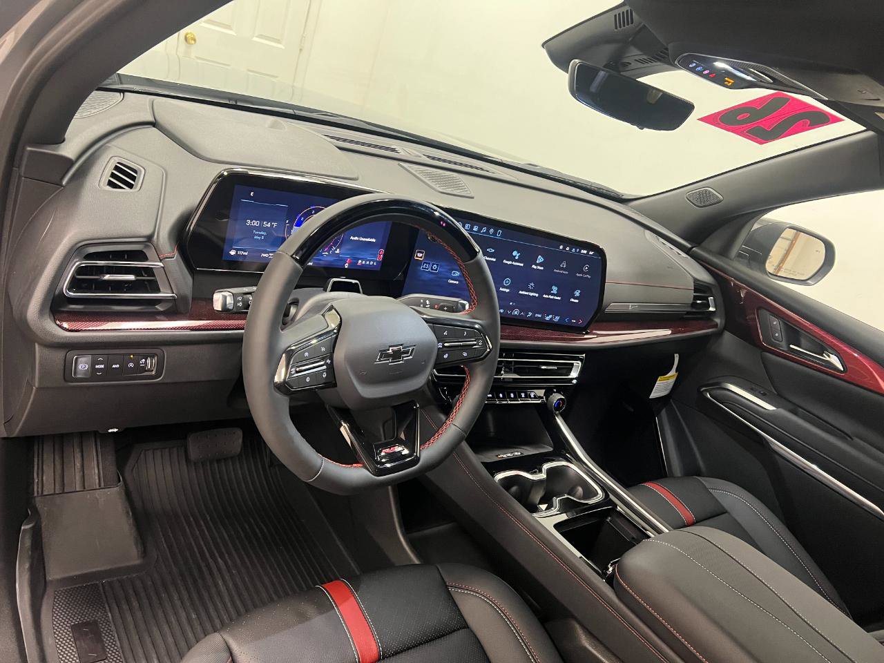 New 2026 Chevrolet Traverse RS w/ LPO, Floor Liner Package AWD/4WD image 40