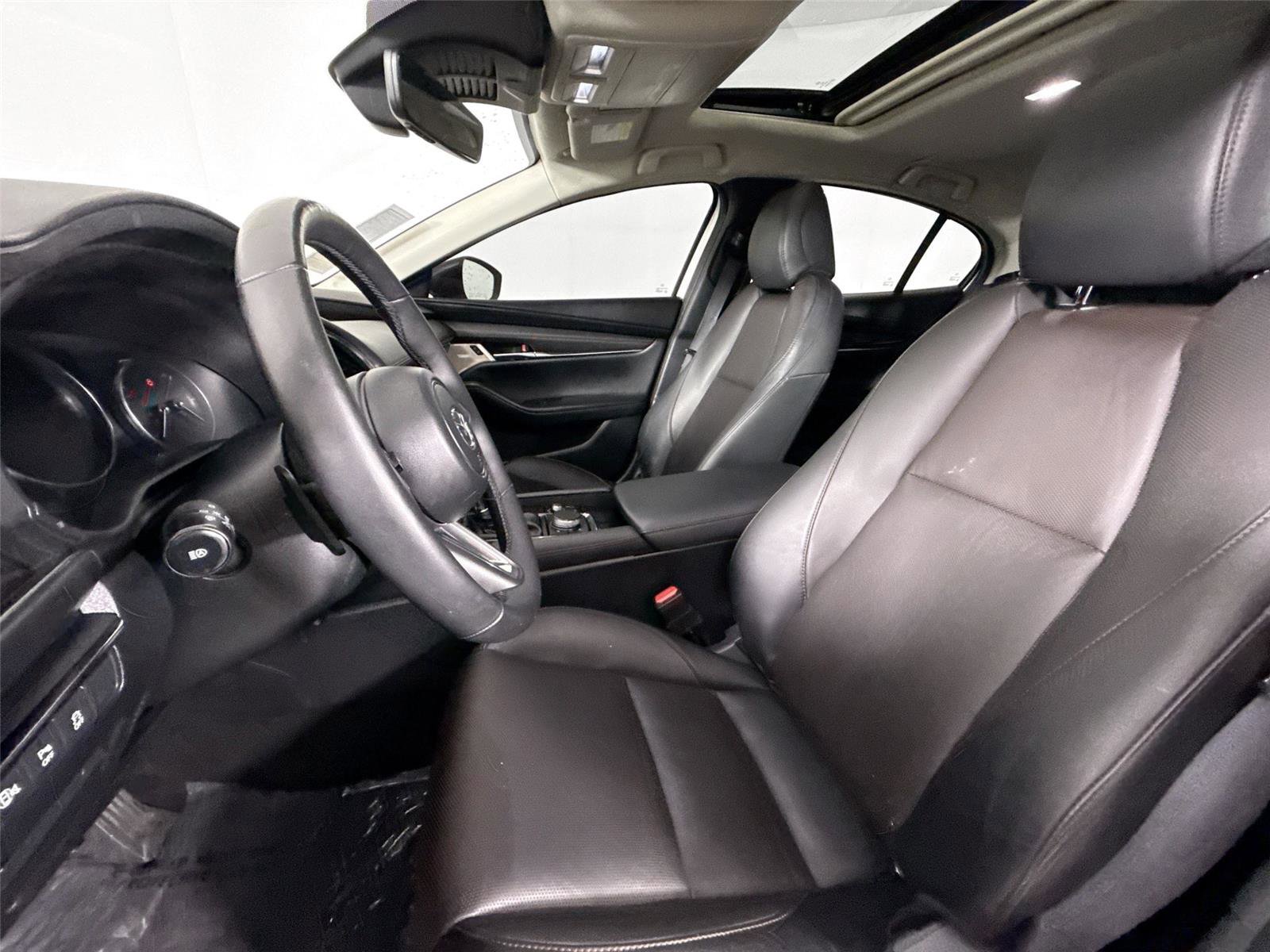 Certified 2024 MAZDA MAZDA3 2.5 Turbo Sedan w/Premium Plus image 3