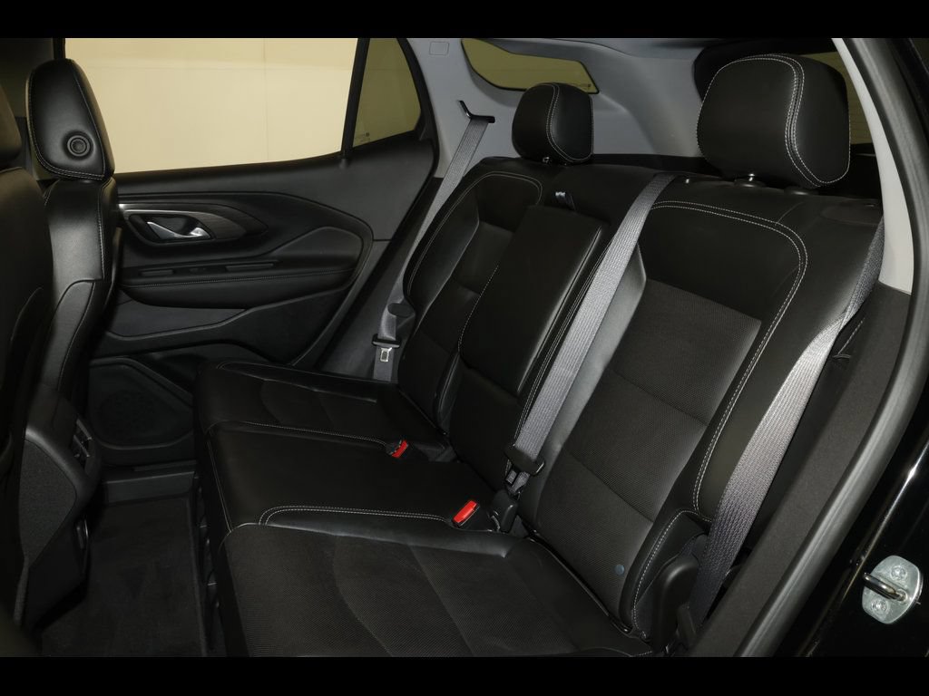 Used 2023 GMC Terrain SLT w/ Elevation Edition AWD/4WD image 28