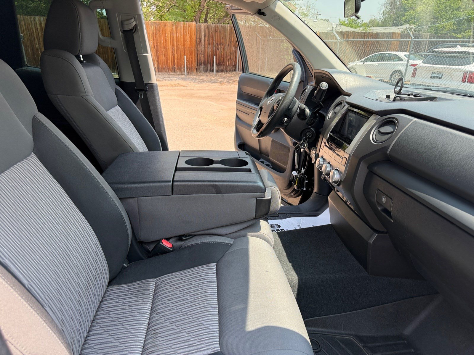Used 2014 Toyota Tundra SR AWD/4WD image 19