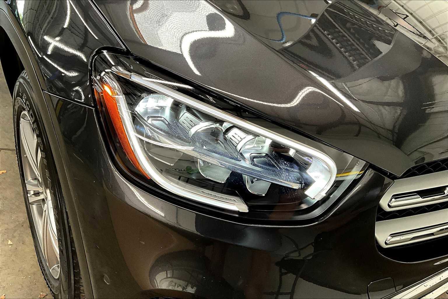 Used 2021 Mercedes-Benz GLC 300 4MATIC image 30