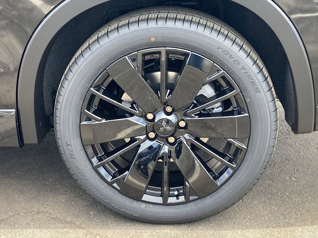 New 2026 Mitsubishi Outlander SEL Black Edition FWD image 30