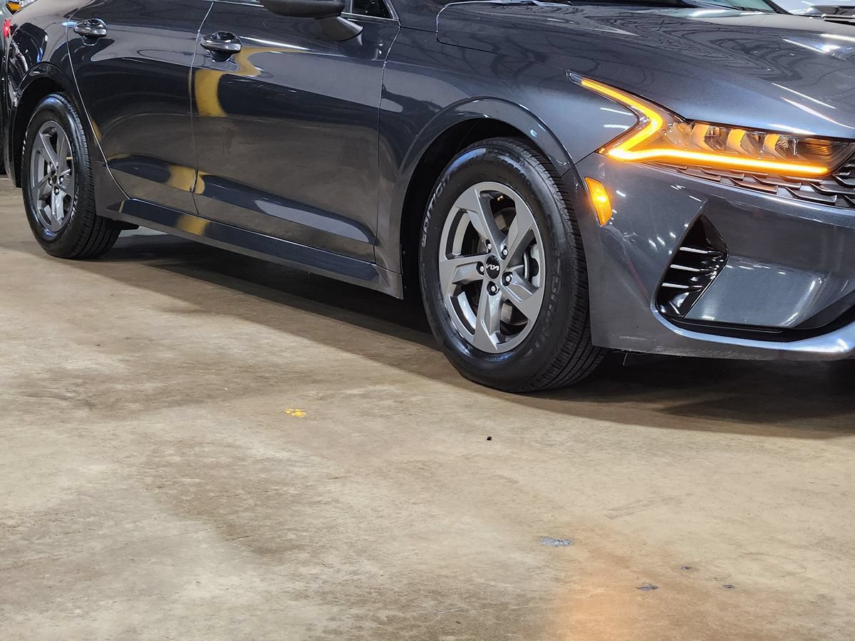 Used 2022 Kia K5 LXS FWD image 16