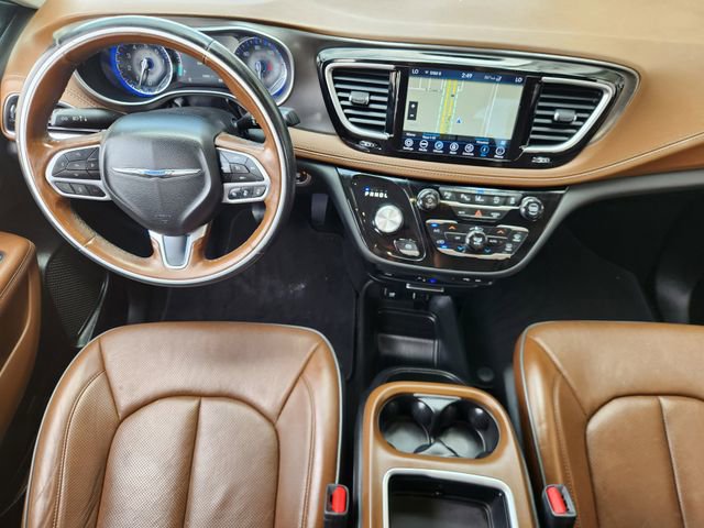 Used 2019 Chrysler Pacifica Limited w/ Advanced Safetytec Group image 26