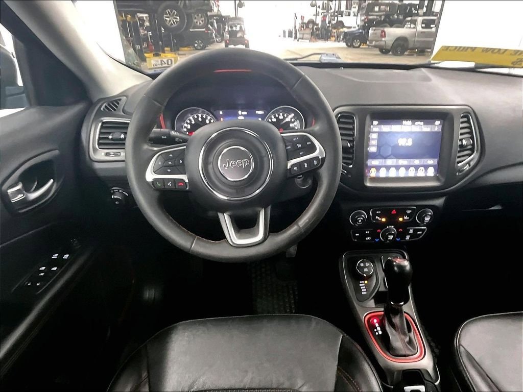 Used 2021 Jeep Compass Trailhawk w/ Trailer Tow Group AWD/4WD image 16