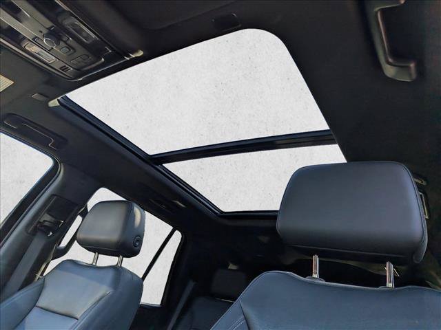 Used 2023 Chevrolet Tahoe Z71 w/ Z71 Off-Road Package AWD/4WD image 15