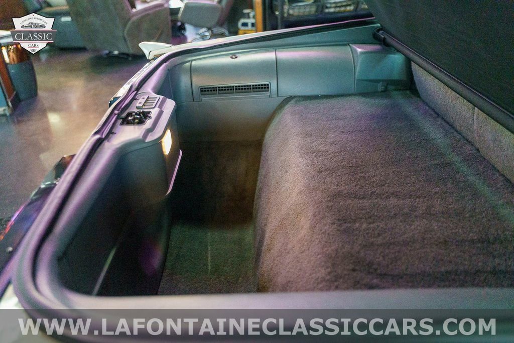 Used 1990 Chevrolet Camaro IROC-Z image 7