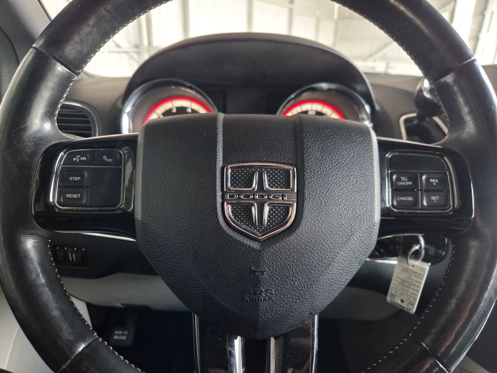 Used 2017 Dodge Grand Caravan SXT w/ Driver Convenience Group image 5