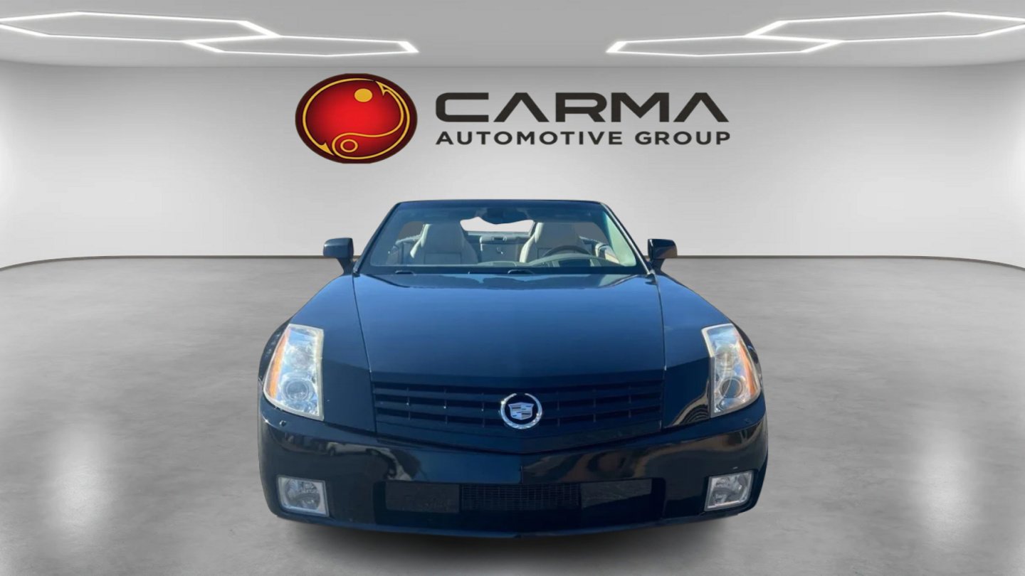 Used 2005 Cadillac XLR RWD image 8