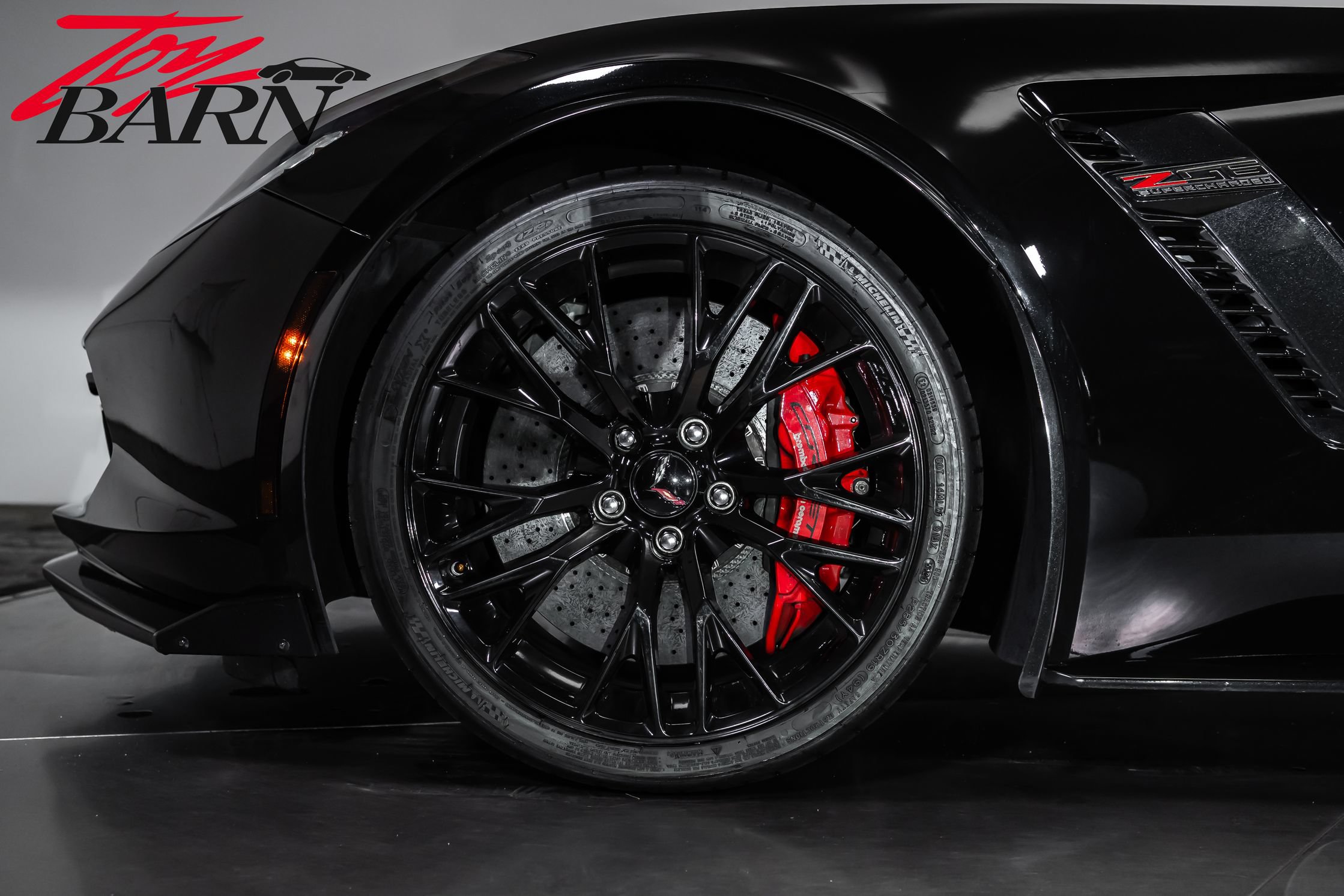 Used 2018 Chevrolet Corvette Z06 RWD image 23