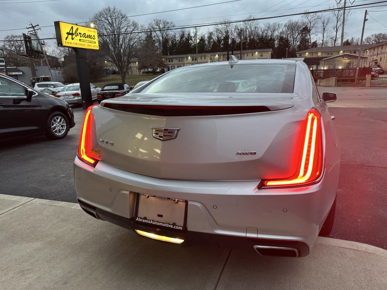 Used 2018 Cadillac XTS Luxury image 10