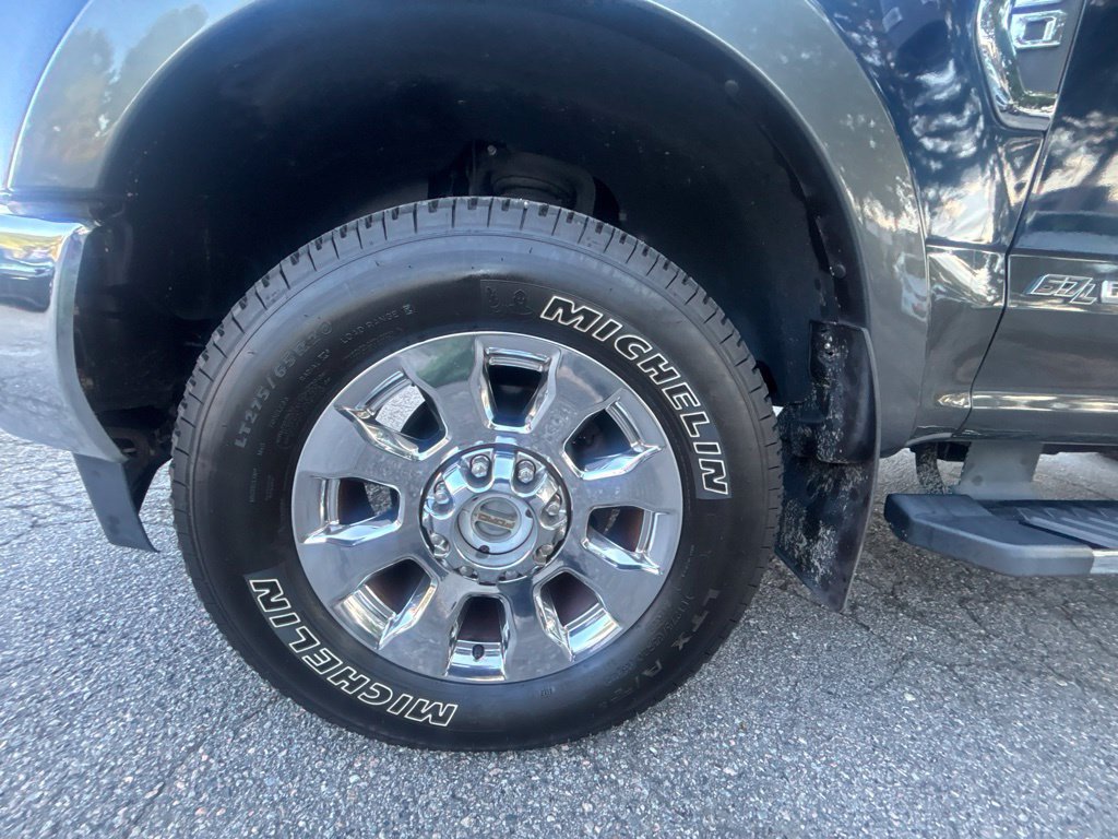 Used 2019 Ford F250 Lariat w/ Lariat Ultimate Package AWD/4WD image 35