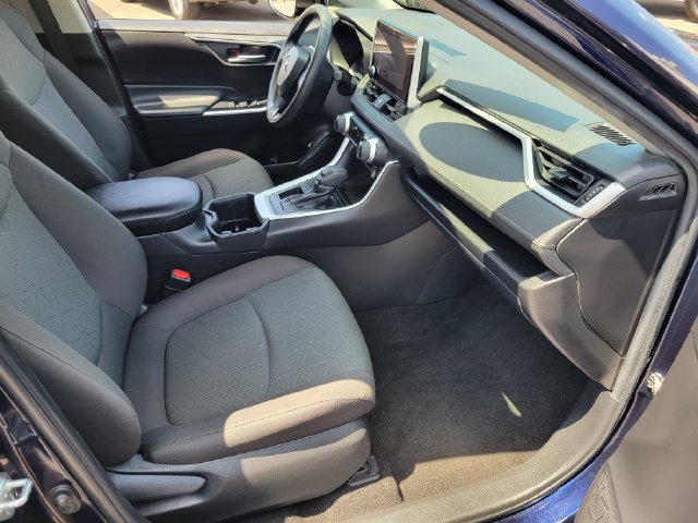 Used 2023 Toyota RAV4 XLE FWD image 18