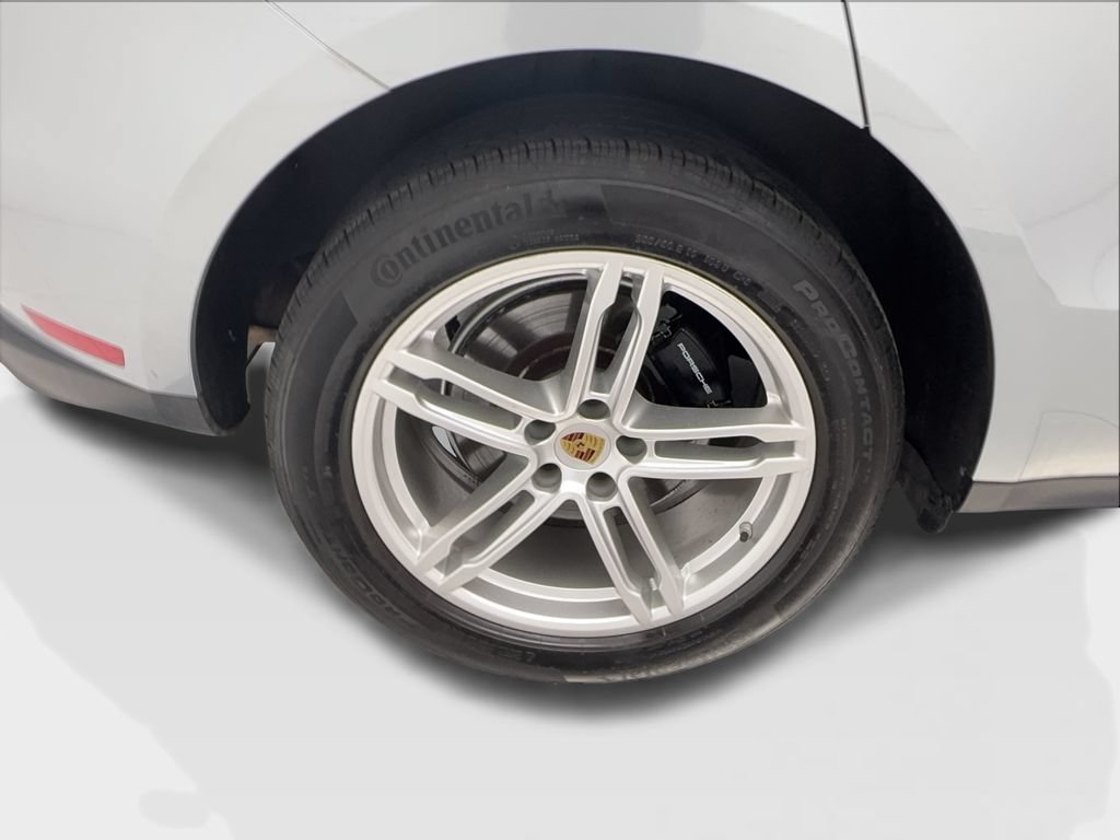 Used 2022 Porsche Macan AWD/4WD image 16