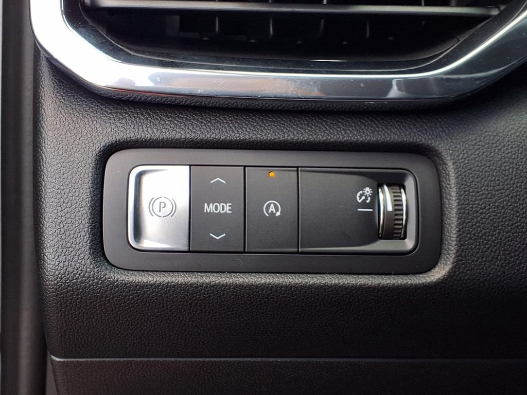 New 2026 GMC Acadia Elevation w/ Elevation Premium Package FWD image 8