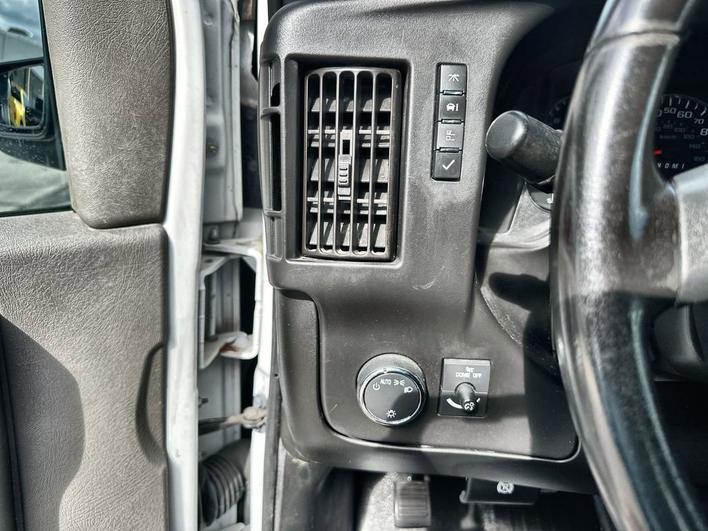 Used 2022 GMC Savana 3500 Work Van w/ Driver Convenience Package image 17