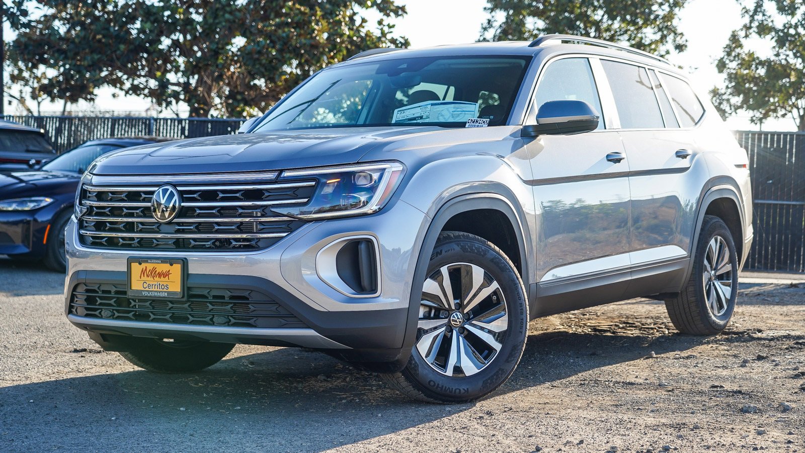 New 2026 Volkswagen Atlas SE image 1