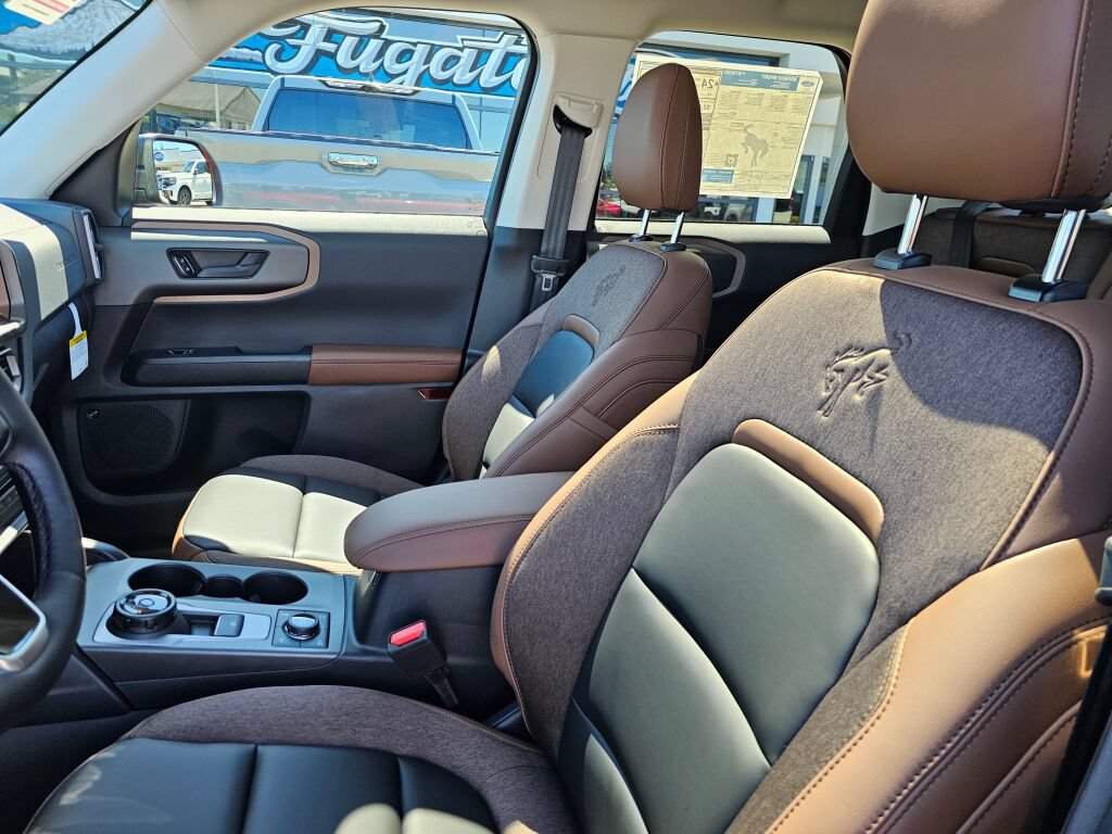 New 2026 Ford Bronco Sport Outer Banks w/ Sasquatch Outer Banks Package AWD/4WD image 12