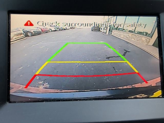 Used 2015 Hyundai Santa Fe GLS image 19