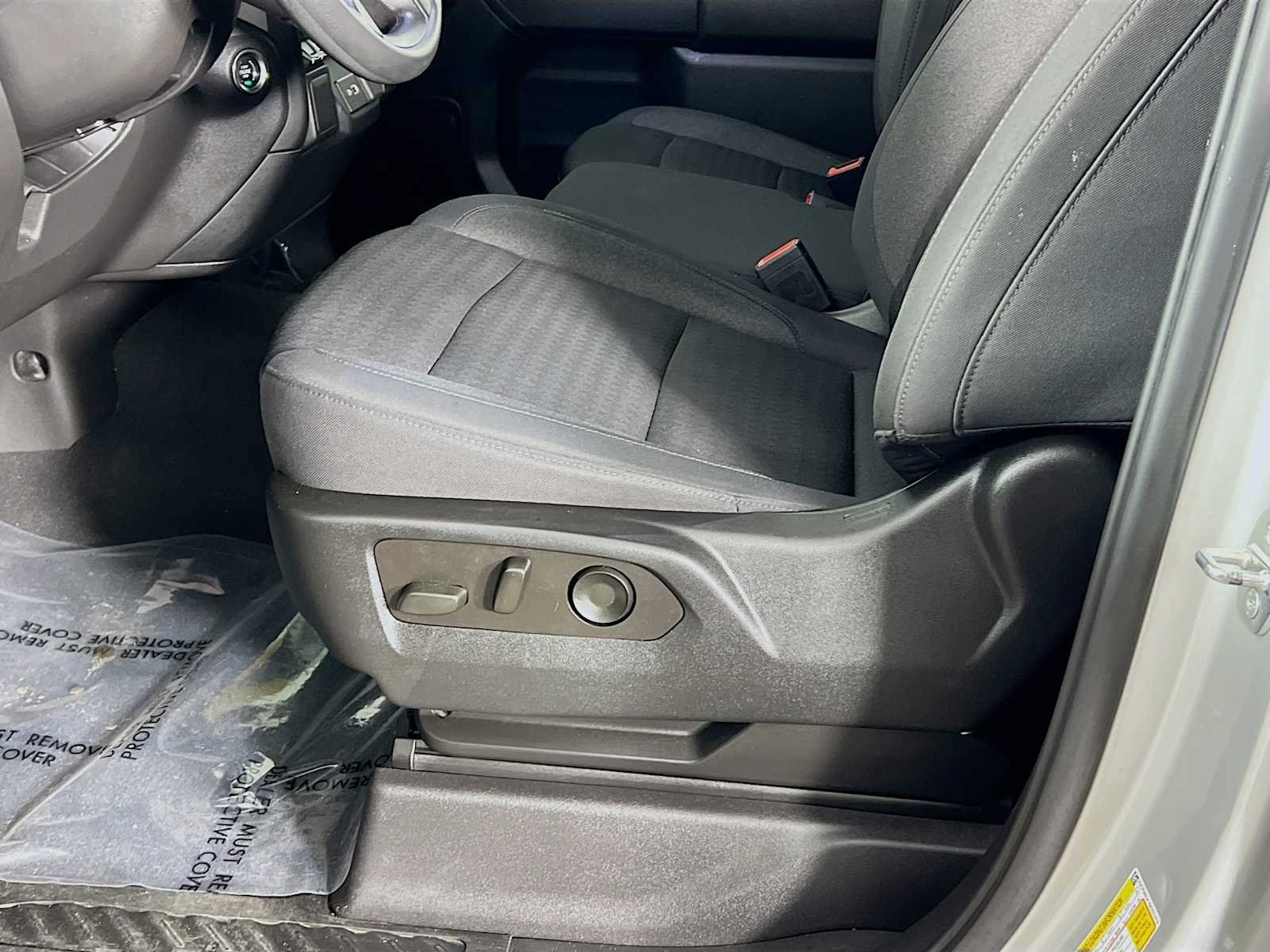 Used 2022 Chevrolet Silverado 1500 Custom AWD/4WD image 19