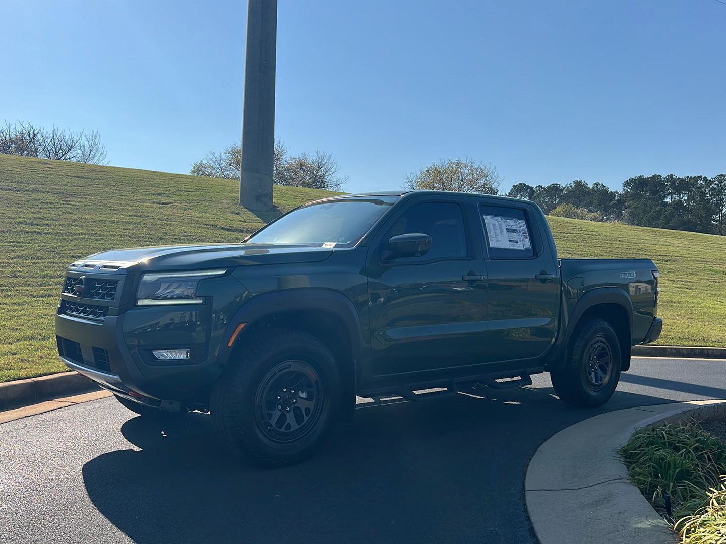 New 2026 Nissan Frontier PRO-4X w/ Pro Premium Package