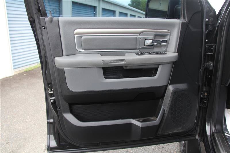 Used 2015 RAM 1500 Outdoorsman w/ Pittsburgh Penguins Edition AWD/4WD image 16
