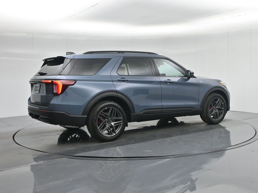 New 2026 Ford Explorer ST-Line w/ ST-Line Street Pack RWD image 30