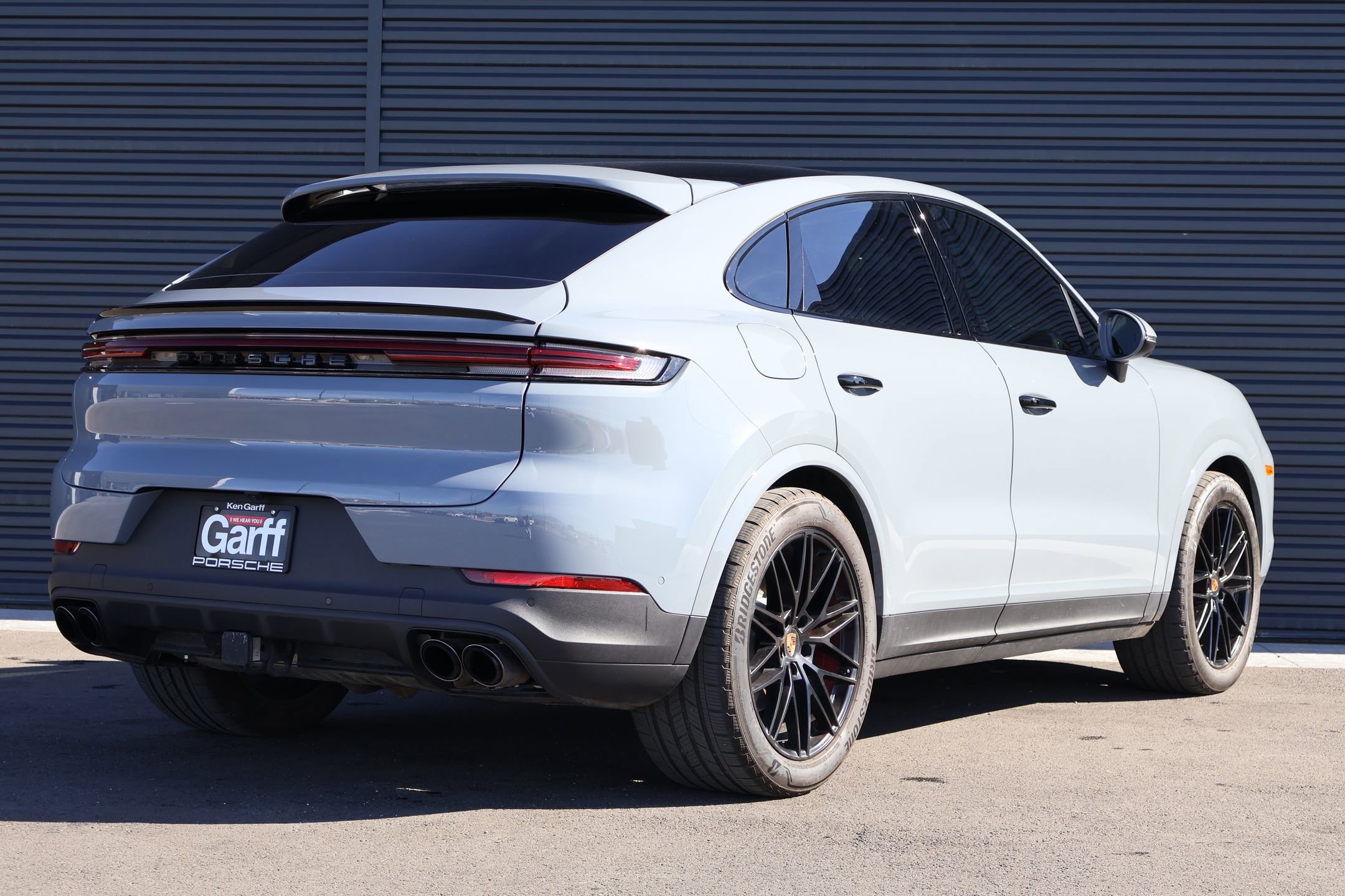 Used 2025 Porsche Cayenne S image 9