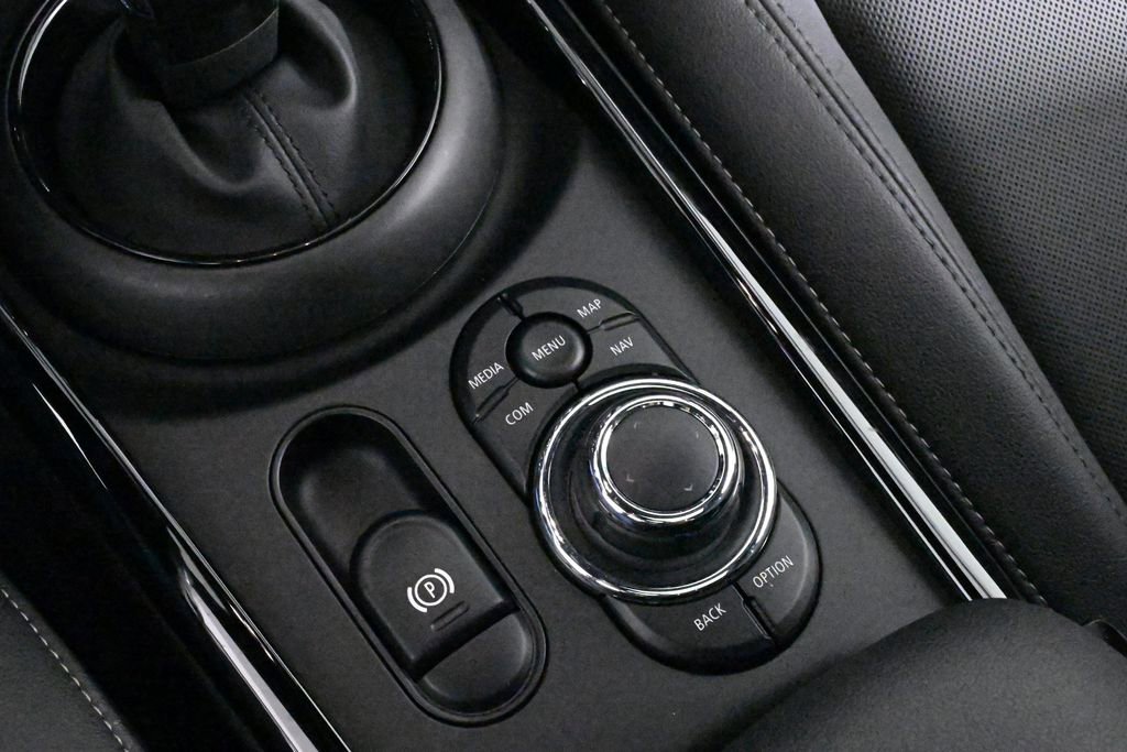 Certified 2022 MINI Cooper Clubman S w/ Driver Assistance Package image 20