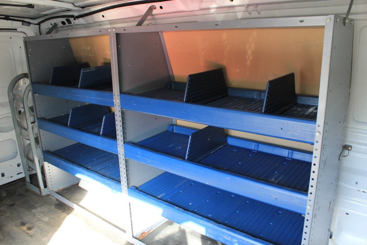 Used 2012 Ford E-250 and Econoline 250 image 16