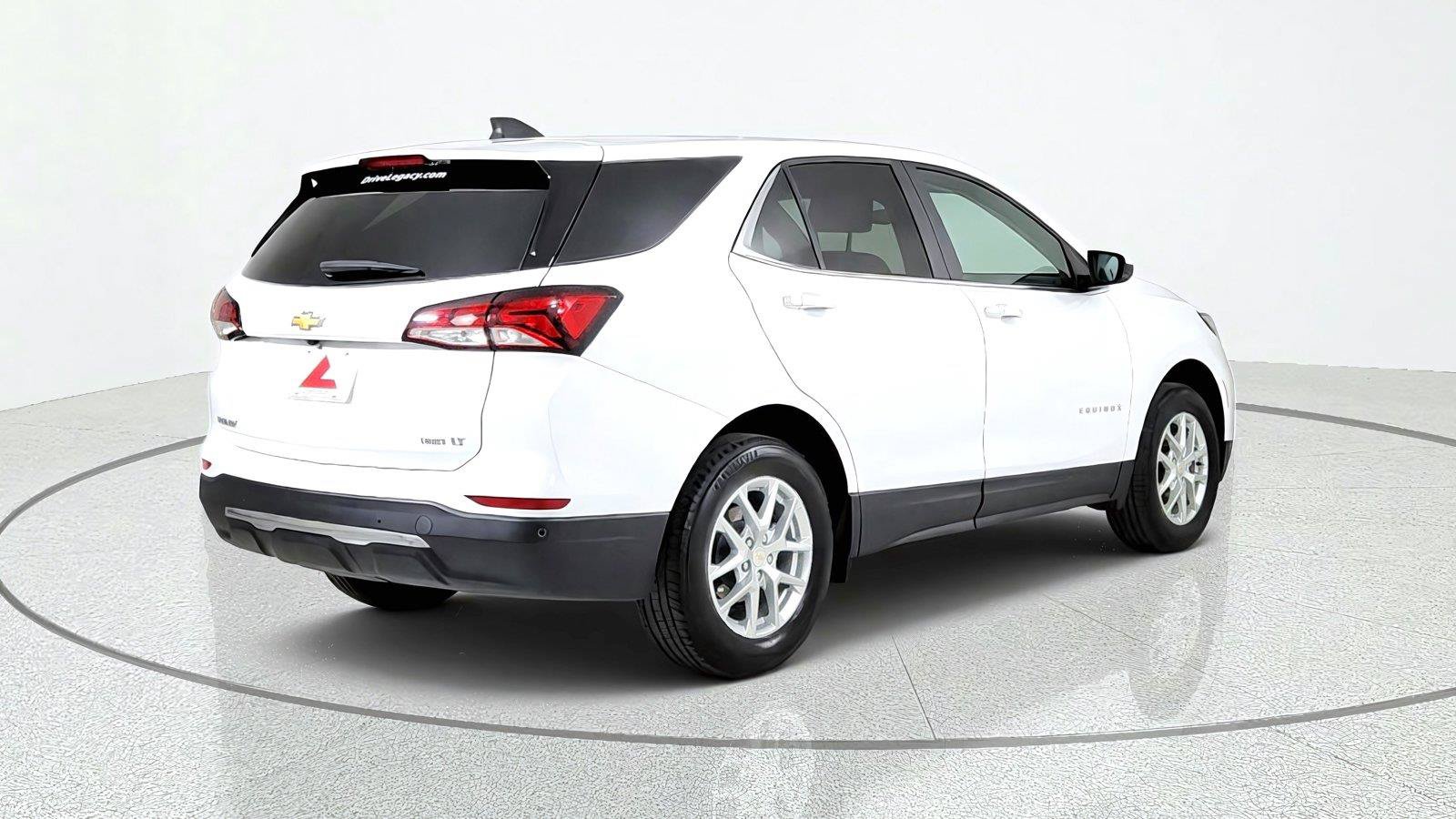 Used 2023 Chevrolet Equinox LT AWD/4WD image 6