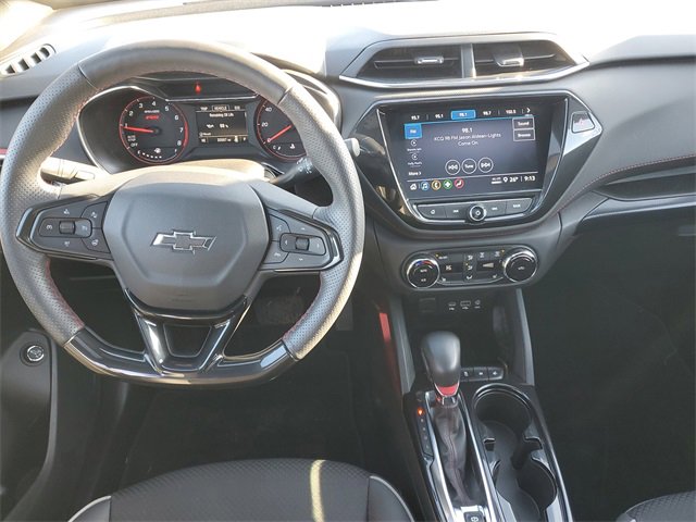 Used 2023 Chevrolet TrailBlazer RS w/ Sun and Liftgate Package image 12