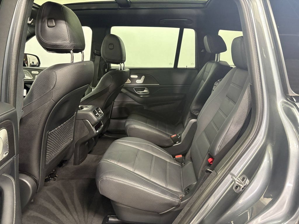 Used 2024 Mercedes-Benz GLS 450 4MATIC image 26