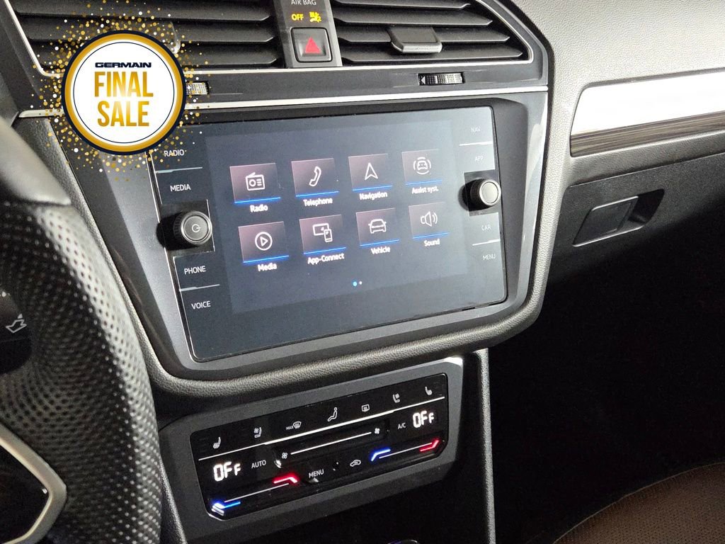 Used 2024 Volkswagen Tiguan SEL R-Line image 23
