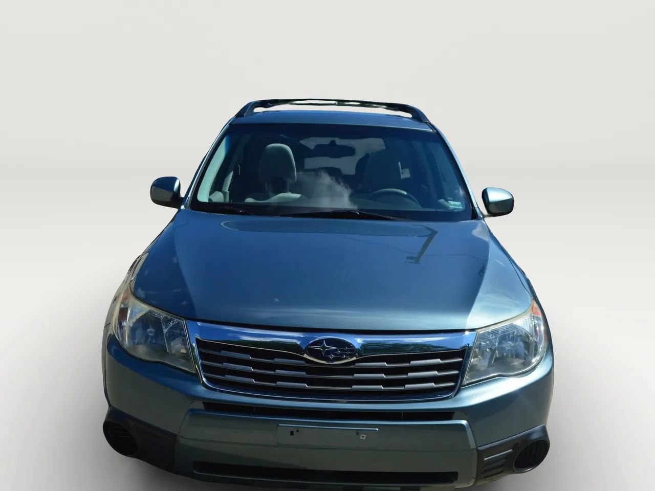 Used 2010 Subaru Forester 2.5X Premium AWD/4WD image 2